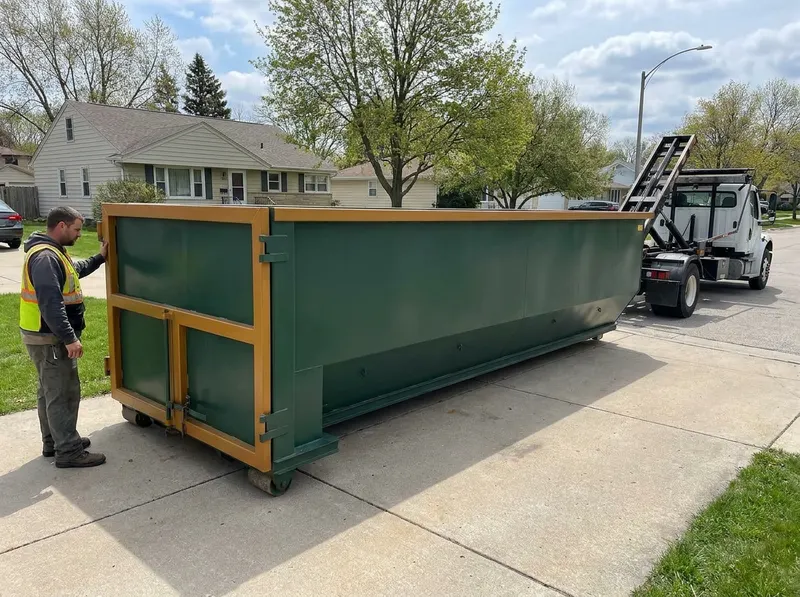20-Yard Dumpster Rental in Milwaukee, WI