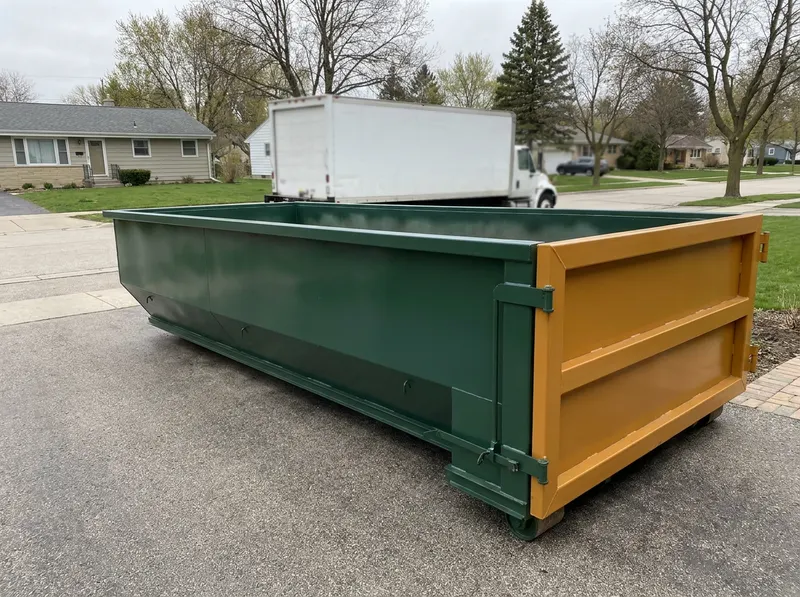 30-Yard Dumpster Rental in Milwaukee, WI